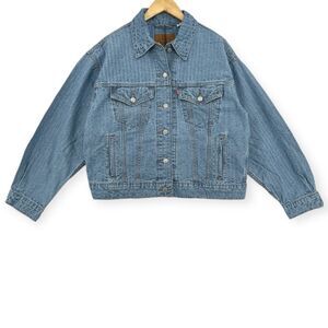 ~Levi's Women's 90's Trucker Jacket NWT M